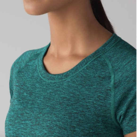 Lululemon Swiftly Tech Short Sleeve Crew Size 8 Green/Black - Picture 6 of 6